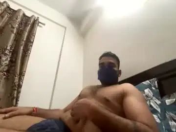 Gay sex chat with big_toy6 - camgaychat.com - Britain