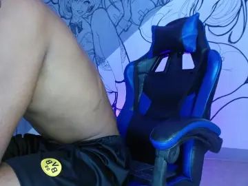 Gay sex chat with skyper_bigcock - camgaychat.com - Britain