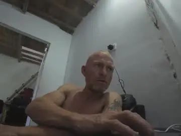 Gay sex chat with erikonfire - camgaychat.com - Spain