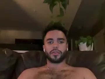 Gay sex chat with kboswell45 - camgaychat.com - Britain