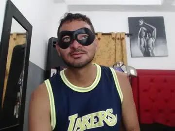 Gay sex chat with brian_greeneyes - camgaychat.com - Britain