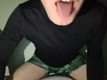 Gay sex chat with Junhuio1 - camgaychat.com - Denmark