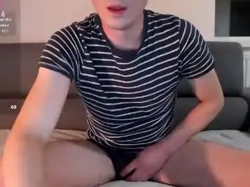 Gay sex chat with matt77788111 - camgaychat.com - Britain