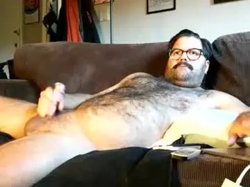 Gay sex chat with bearded8811 - camgaychat.com - Britain