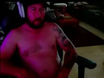 Gay sex chat with kinkfarmer - camgaychat.com - Britain