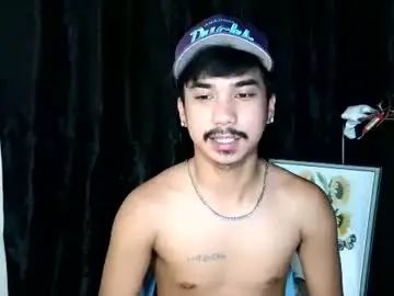 Gay sex chat with dave_cummers - camgaychat.com - Britain