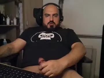 Gay sex chat with mr_flintstone16 - camgaychat.com - Britain