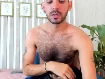 Gay sex chat with ethangrey_ - camgaychat.com - Britain