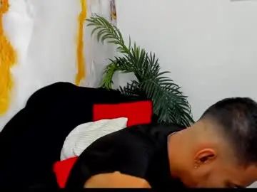 Gay sex chat with _chris_dawson - camgaychat.com