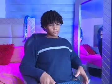 Gay sex chat with ema_stone_22 - camgaychat.com - Britain