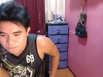Gay sex chat with xxmrhotcummerxx - camgaychat.com