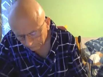 Gay sex chat with antmatt2025 - camgaychat.com - Britain