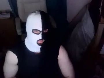 Gay sex chat with luchahor - camgaychat.com - Britain