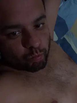 Gay sex chat with Brianth25 - camgaychat.com - Spain