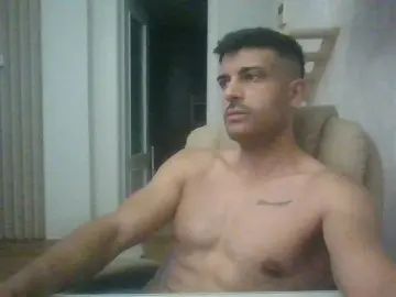 Gay sex chat with Magik2k1k - camgaychat.com - Britain