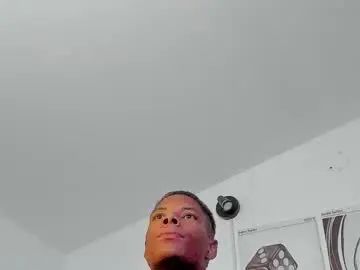 Gay sex chat with sebas_paul7 - camgaychat.com - Britain