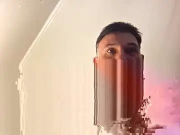Gay sex chat with jrock75034280266 - camgaychat.com - Britain