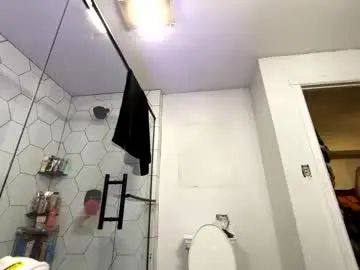 Gay sex chat with ej69480 - camgaychat.com - Britain