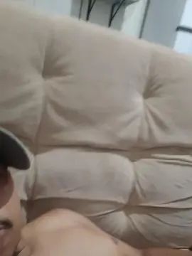 Gay sex chat with Luiz081 - camgaychat.com - Portugal