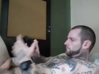 Gay sex chat with stevenprince87 - camgaychat.com