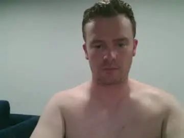 Gay sex chat with charlie_workout - camgaychat.com - Britain