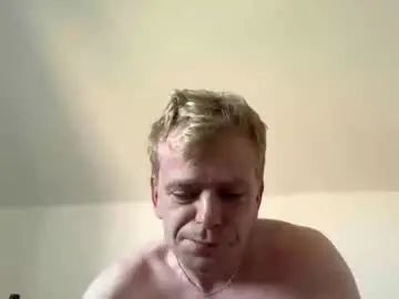 Gay sex chat with funlover2990 - camgaychat.com - Britain