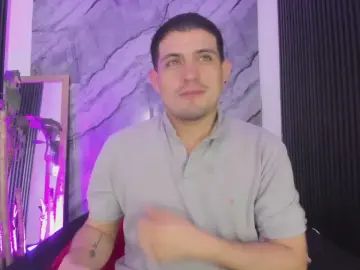 Gay sex chat with Maikol_Fisher - camgaychat.com - Britain