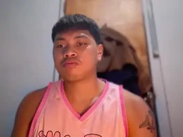 Gay sex chat with bashishi_69 - camgaychat.com