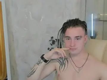 Gay sex chat with lipethan - camgaychat.com - Britain