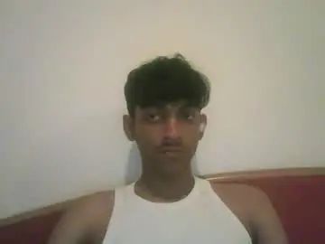 Gay sex chat with daniel234851985 - camgaychat.com - Britain