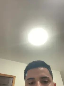 Gay sex chat with Novinhooooo01 - camgaychat.com - Portugal
