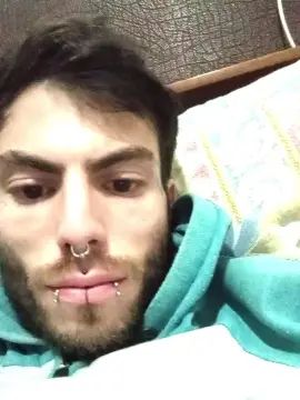 Gay sex chat with InkedMelodies - camgaychat.com - Britain