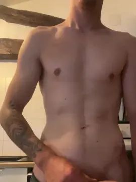 Gay sex chat with craq69sexy - camgaychat.com - France