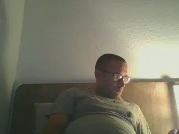 Gay sex chat with kd061 - camgaychat.com - France