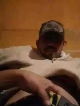 Gay sex chat with adrian2335 - camgaychat.com - Spain