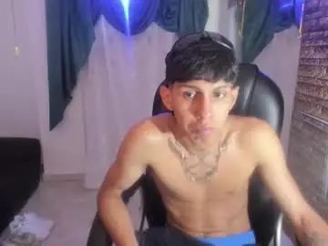 Gay sex chat with axeel_boy_ - camgaychat.com - Spain