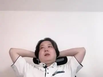 Gay sex chat with quasarkent555 - camgaychat.com - Japan
