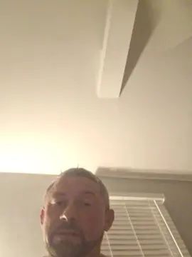 Gay sex chat with rickyslicky45 - camgaychat.com - Britain
