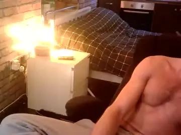 Gay sex chat with alexlive1 - camgaychat.com - Britain