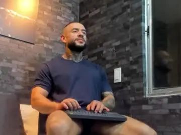Gay sex chat with brucedallas - camgaychat.com - Britain