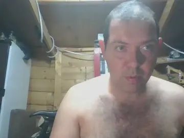 Gay sex chat with Mirko2589 - camgaychat.com - Italy
