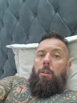 Gay sex chat with Marriedlawyer - camgaychat.com - Britain