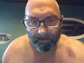 Gay sex chat with mikeweis1018 - camgaychat.com - Britain