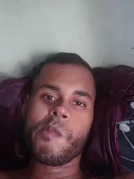 Gay sex chat with Kleb3rr - camgaychat.com - Portugal