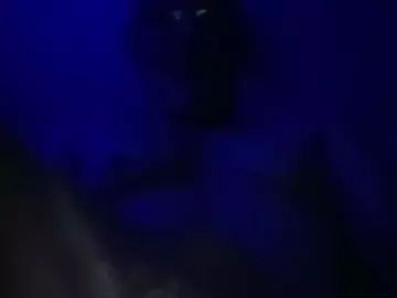 Gay sex chat with Biguyinme99 - camgaychat.com - Britain