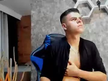 Gay sex chat with antony_willianss - camgaychat.com - Britain