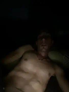 Gay sex chat with Erick_eros - camgaychat.com - Italy