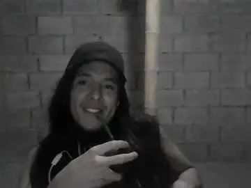 Gay sex chat with pierootcrow - camgaychat.com - Spain