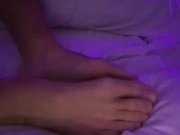 Gay sex chat with mrfaceless420 - camgaychat.com - Britain