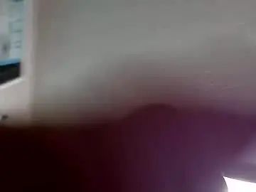 Gay sex chat with doobieeater - camgaychat.com - Britain